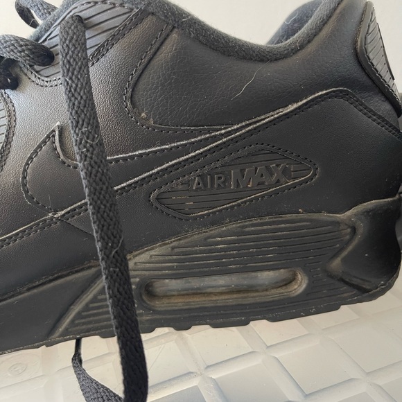 Men's Nike Air Max 90 - Picture 3 of 9